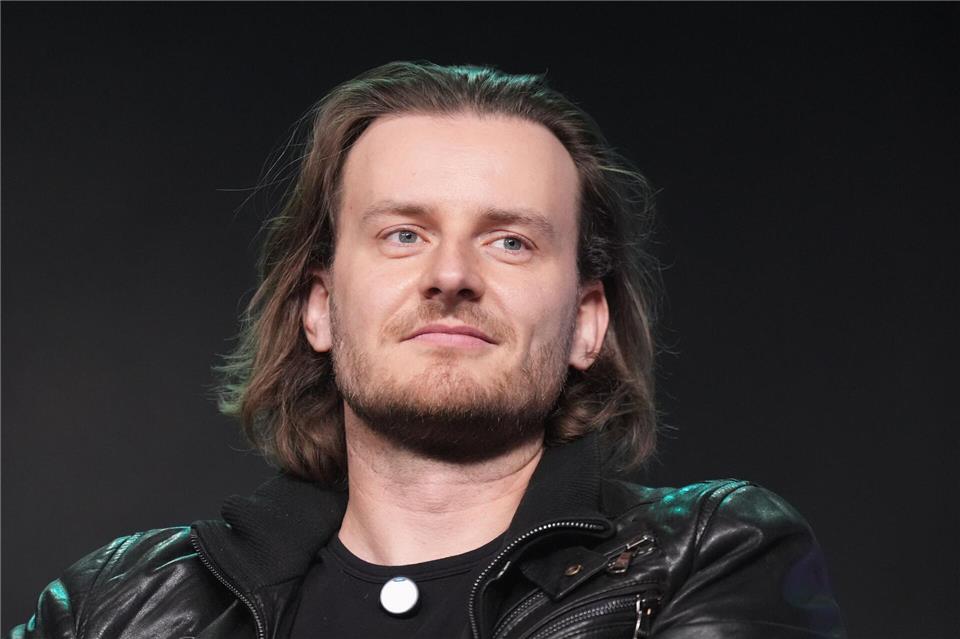 Bitpanda-Mitbegründer Eric Demuth zieht sich aus dem Tagesgeschäft zurück und kümmert sich im Verwaltungsrat von Bitpanda um die strategische Ausrichtung des Unternehmens. (Archivbild)Marcus Brandt/dpa