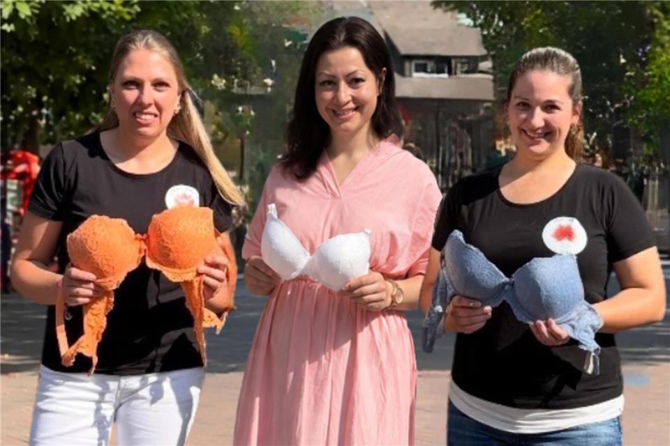 Bitten um Unterstützung für die Aktion (v. l.): Merle Schmidt, Ladies‘ Circle, Christina Felderhoff, Christinas Wäschzauber und Anika Müssner, Ladies‘ Circle.