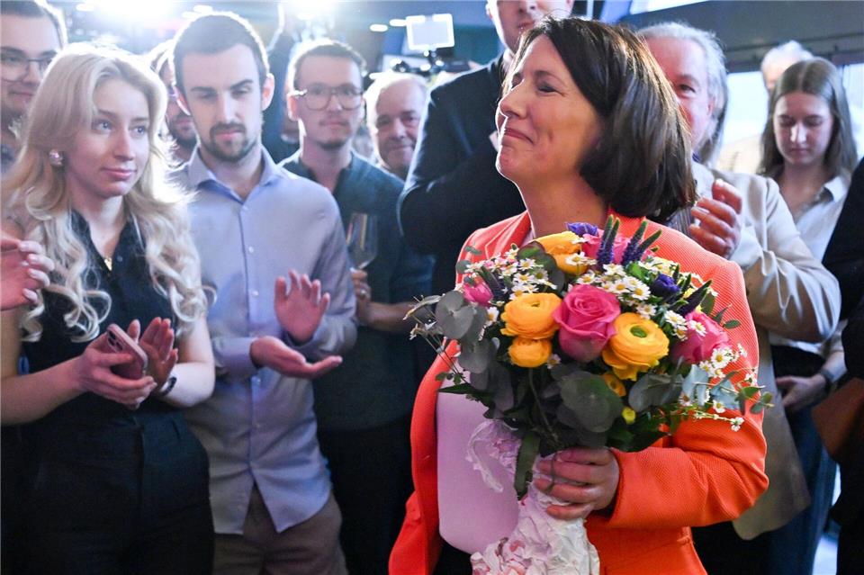 Bitterer Wahlabend für die bisherige Wirtschaftsministerin in Rheinland-Pfalz, Daniela Schmitt (FDP) - ihre Partei kommt nicht einmal mehr in den Landtag.Federico Gambarini/dpa