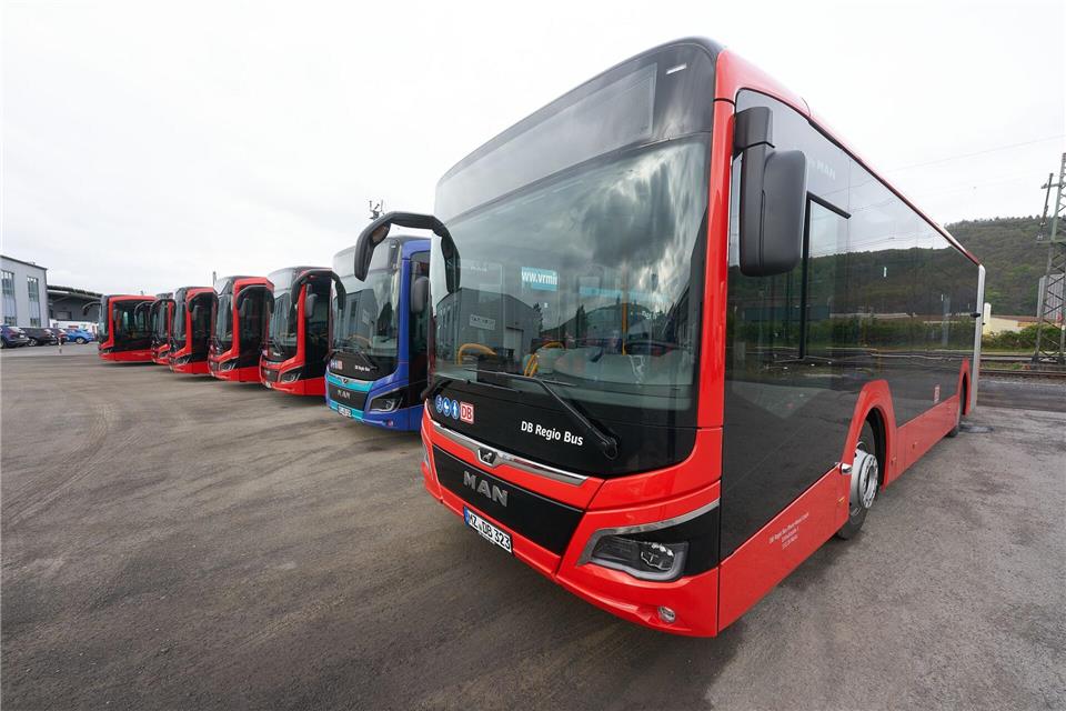 Bleiben demnächst wieder Busse wegen Streiks in den Depots? (Archivfoto)Thomas Frey/dpa