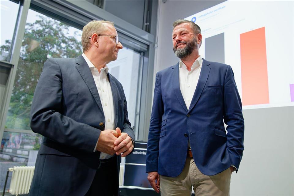 Blettner (l) und Gotter treffen sich im Oktober zur Stichwahl.Uwe Anspach/dpa