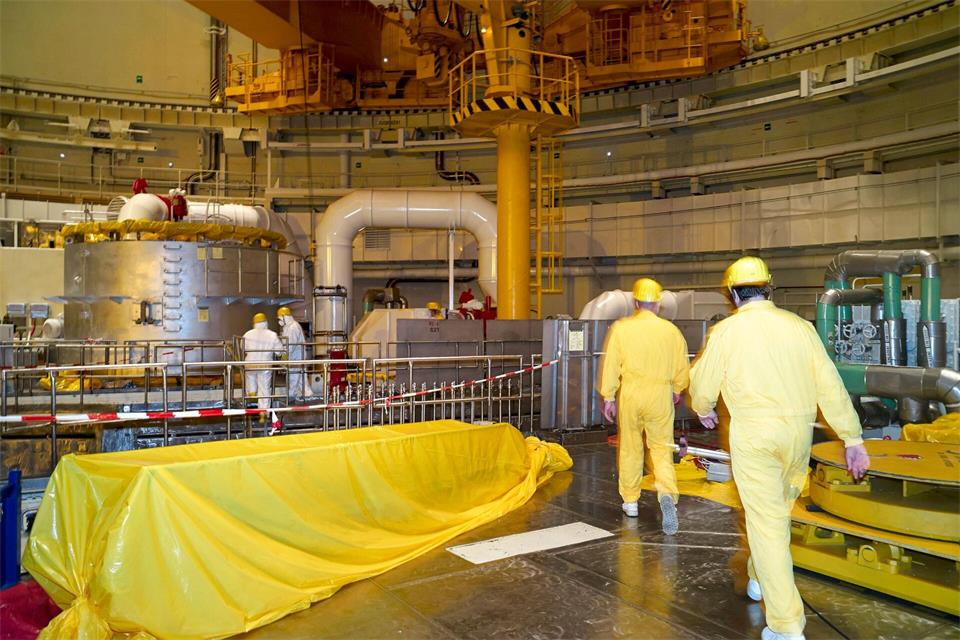 Blick in das Innere des tschechischen Atomkraftwerks Temelin. (Archivbild)Michael Heitmann/dpa