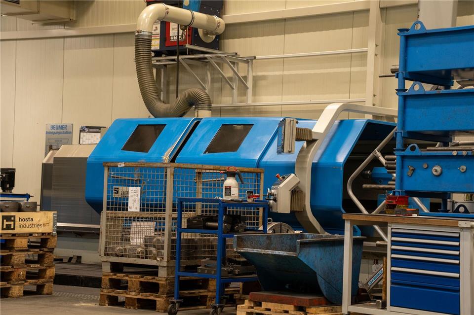 Blick in eine Produktionshalle der Beumer Group.Max Lametz/dpa