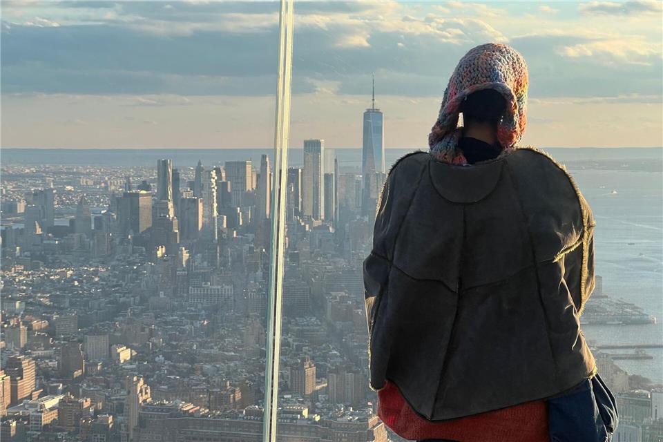 Teure beste Aussicht - New Yorks Wolkenkratzer im Wettbewerb Blick nach Downtown.Benno Schwinghammer/dpa