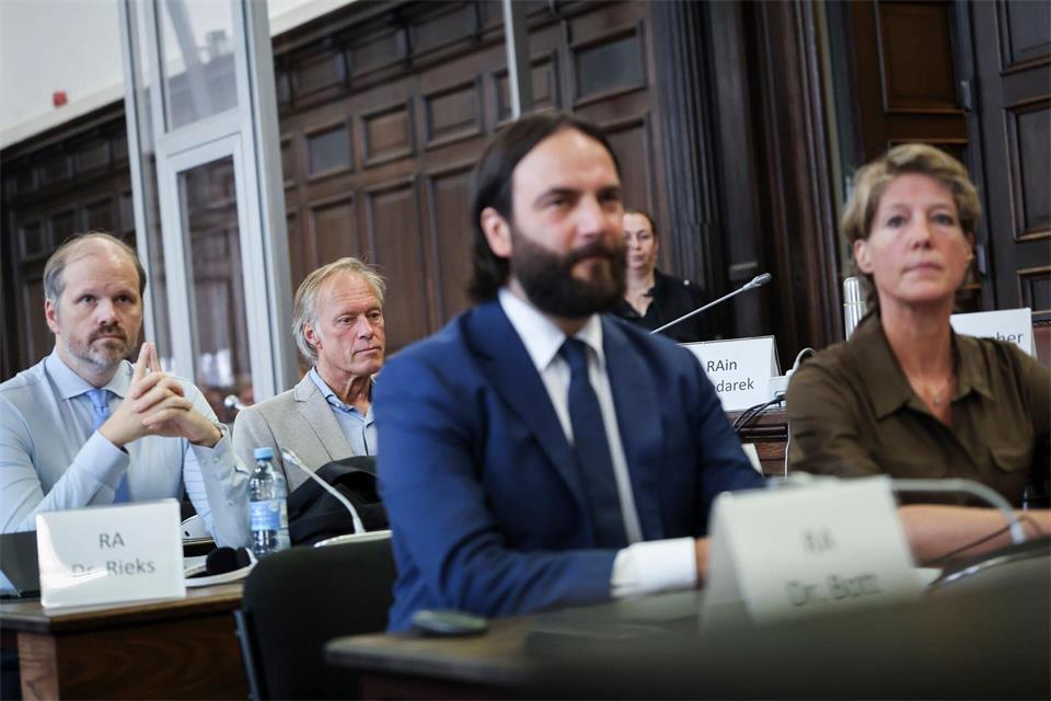 Block und ihr Lebensgefährte Delling stehen seit Juli 2025 vor Gericht.Christian Charisius/dpa Pool/dpa