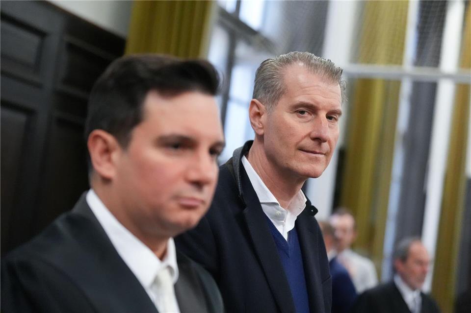 Blocks Ex-Mann Stephan Hensel ist Nebenkläger im Prozess. Hier neben seinem Anwalt Philip von der Meden.Marcus Brandt/Pool dpa/dpa