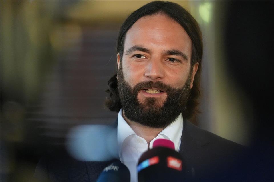 Blocks Verteidiger Ingo Bott hatte mit der Vorsitzenden Richterin wieder einen Schlagabtausch.Marcus Brandt/dpa