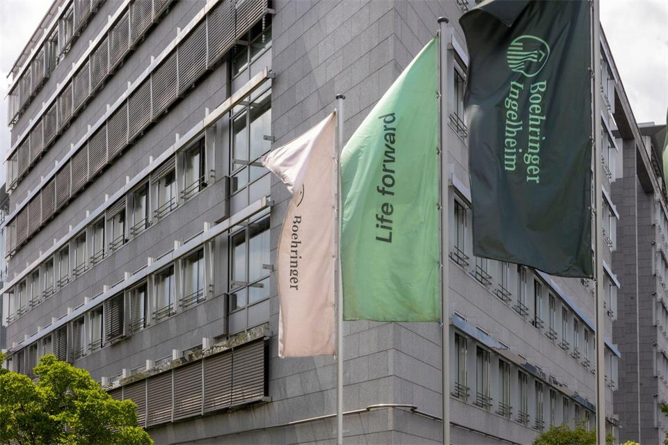 Boehringer Ingelheim informierte am Standort in Biberach unter anderem über weitere Forschungsvorhaben. (Archivbild)Helmut Fricke/dpa