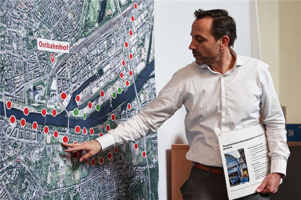 Bohrungen am Frankfurt Hauptbahnhof sollen den Bau des Fernbahntunnels vorbereiten. Hannes P. Albert/dpa