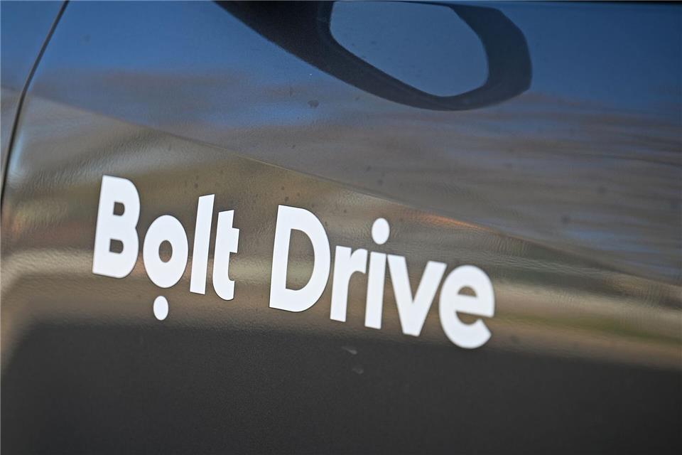Bolt nannte die Mindestentgelte für Fahrdienst-Vermittler eine faktische „Taxi-Steuer“. (Archivbild)Michael Brandt/dpa