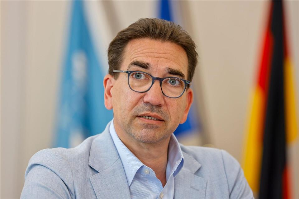 Bonn habe jetzt für zweieinhalb Jahre eine „absolute Ausnahmesituation“ vor sich, sagt Oberbürgermeister Guido Déus (CDU). (Archivbild).Thomas Banneyer/dpa