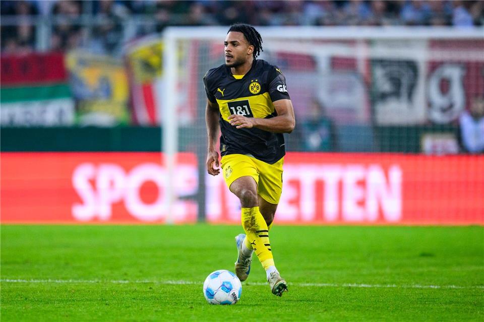 Borussia Dortmund hat Almugera Kabar mit einem Profivertrag ausgestattet. Tom Weller/dpa