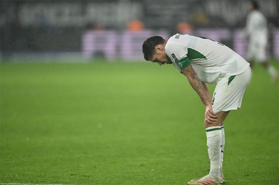 Borussia Mönchengladbach hat mit sechs Niederlagen zum Saisonstart den Negativrekord in der Bundesliga eingestellt. Fabian Strauch/dpa