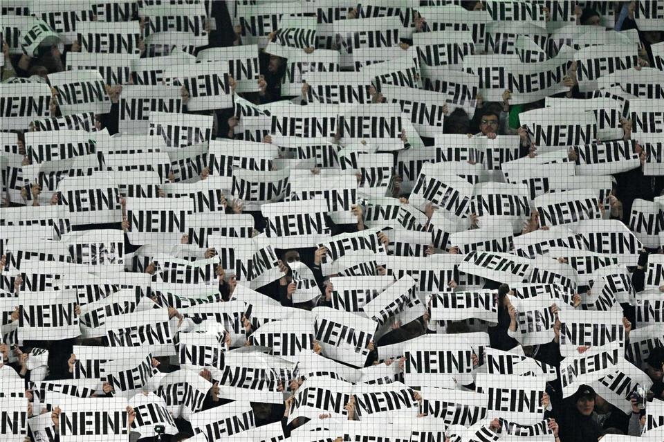 Borussias Fans sagen Nein zu den Plänen der Politik.Ulrich Hufnagel/dpa