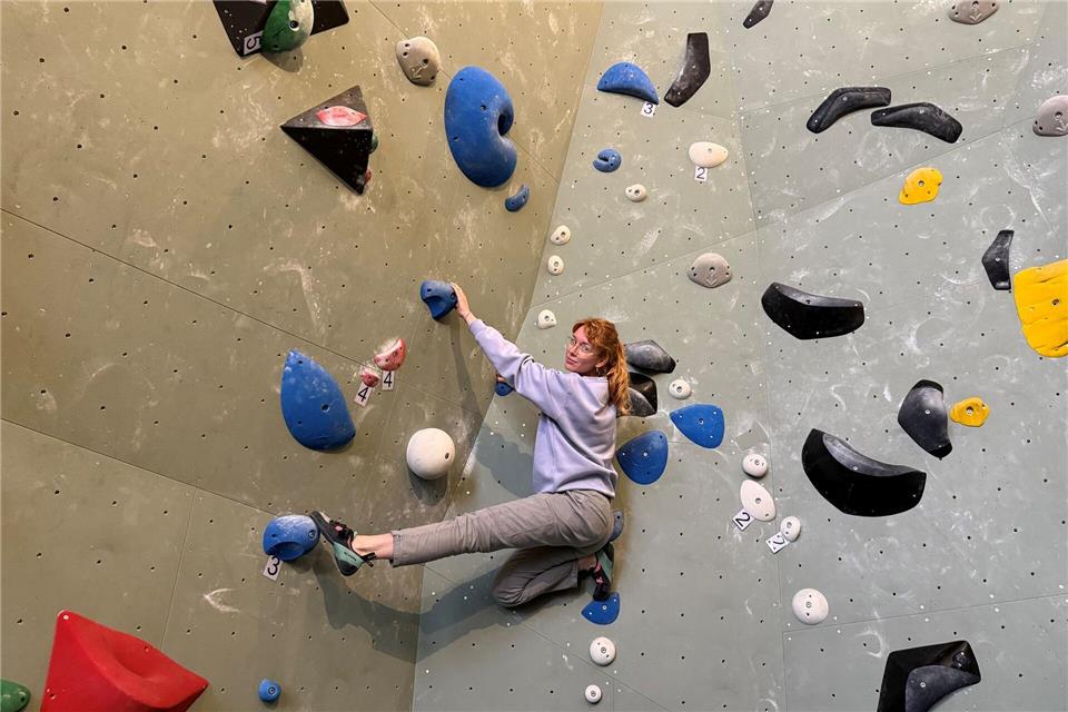 Bouldern in der Kirche - dafür gibt es bereits Vorbilder in anderen Bundesländern. Nun erhält auch Würzburg eine Boulderhalle in einer Kirche.Michael Bauer/dpa