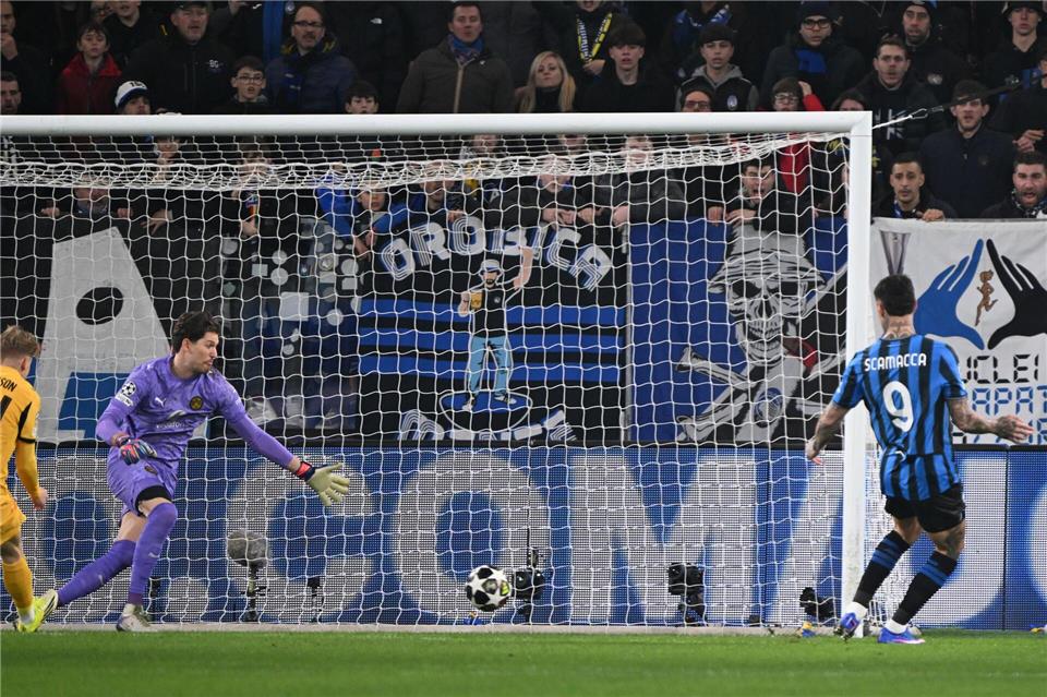 Brachte Bergamo früh in Führung: Gianluca Scamacca.Federico Gambarini/dpa