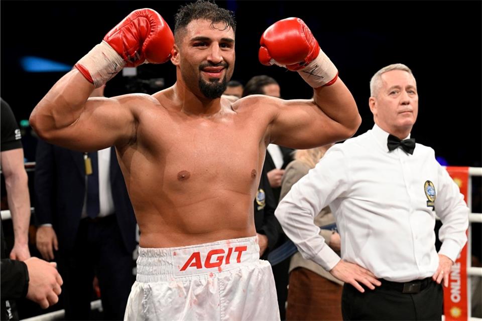 Brachte nicht nur einen Sieg im Boxring mit aus Riad: Agit Kabayel.