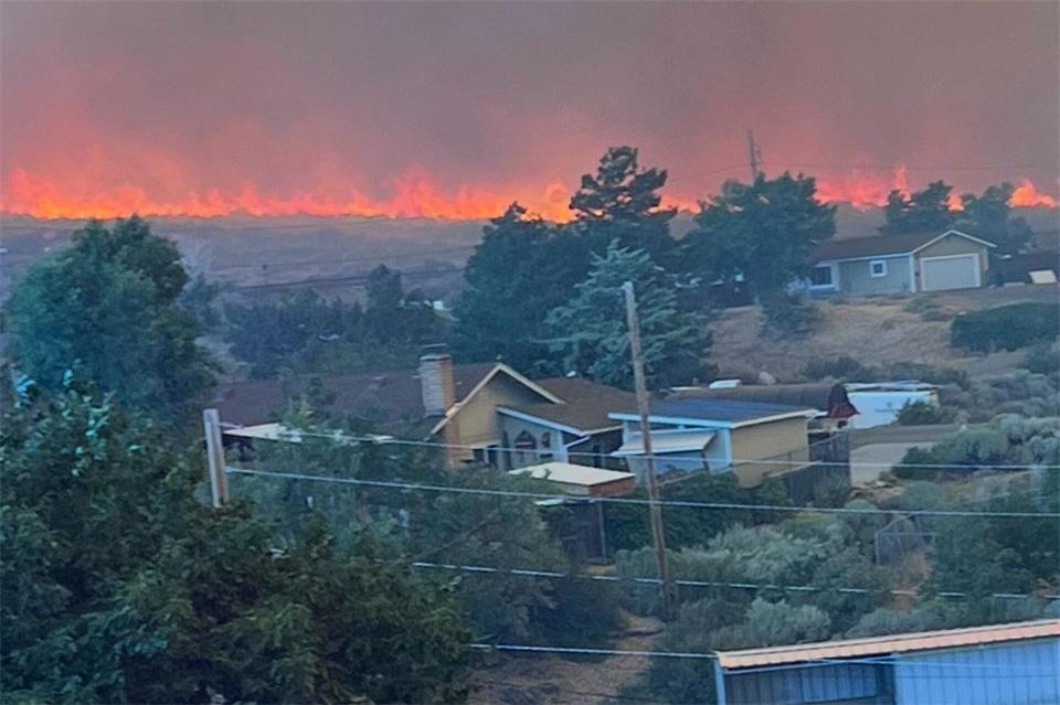 Brände breiten sich in Nevada aus.Cari Kieffer/Cari Kieffer via AP/dpa