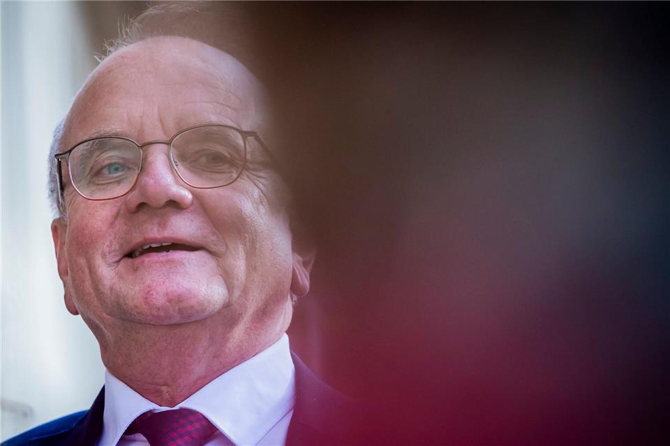 Brandenburgs Bauminister Detlef Tabbert (BSW) will die Mietpreisbremse in Brandenburg ausweiten. (Archivbild)Christoph Soeder/dpa