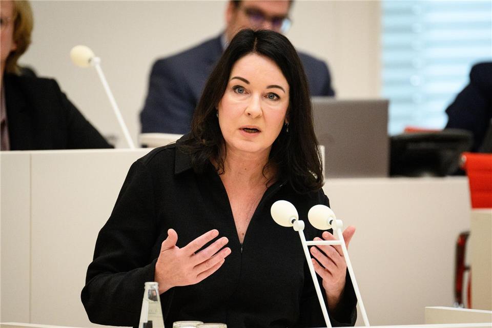 Brandenburgs Gesundheitsministerin Britta Müller, ehemals SPD-Mitglied, ist in das BSW eingetreten. (Archivbild)Bernd von Jutrczenka/dpa