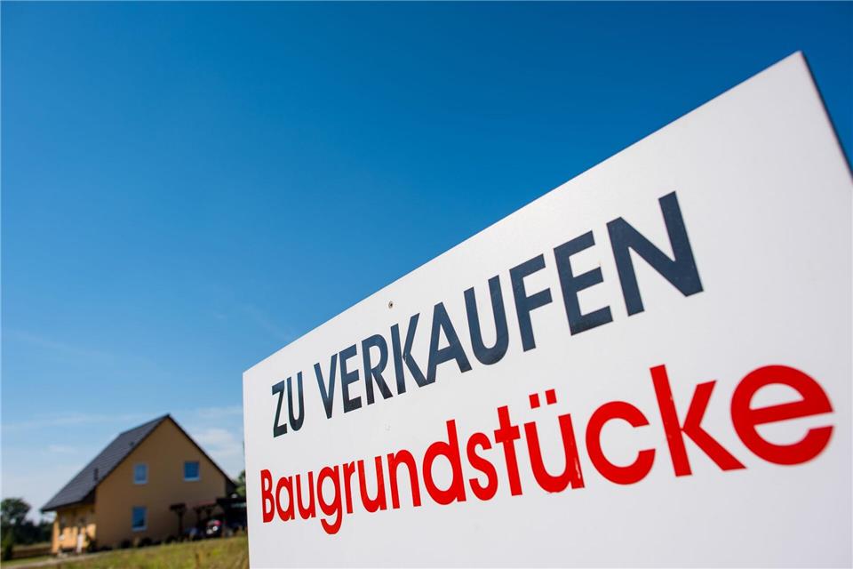 Brandenburgs Hauskäufer stehen vor großen Preisunterschieden. (Symbolbild)Patrick Pleul/dpa-Zentralbild/dpa