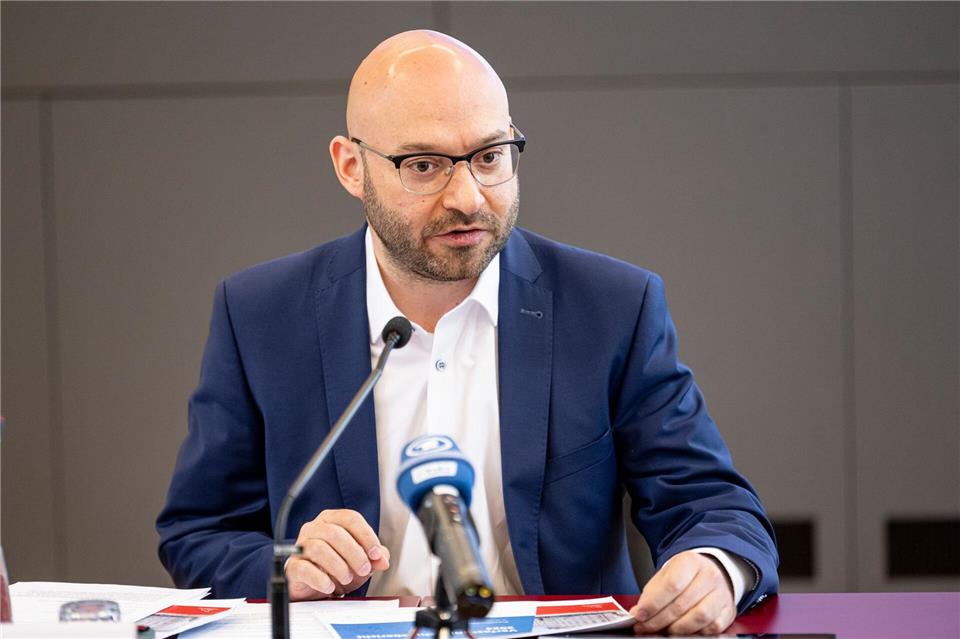 Brandenburgs Innenminister René Wilke sieht keine rechtliche Möglichkeit mehr für eine Rückholung der abgeschobenen jesidischen Familie. (Archivbild)Fabian Sommer/dpa