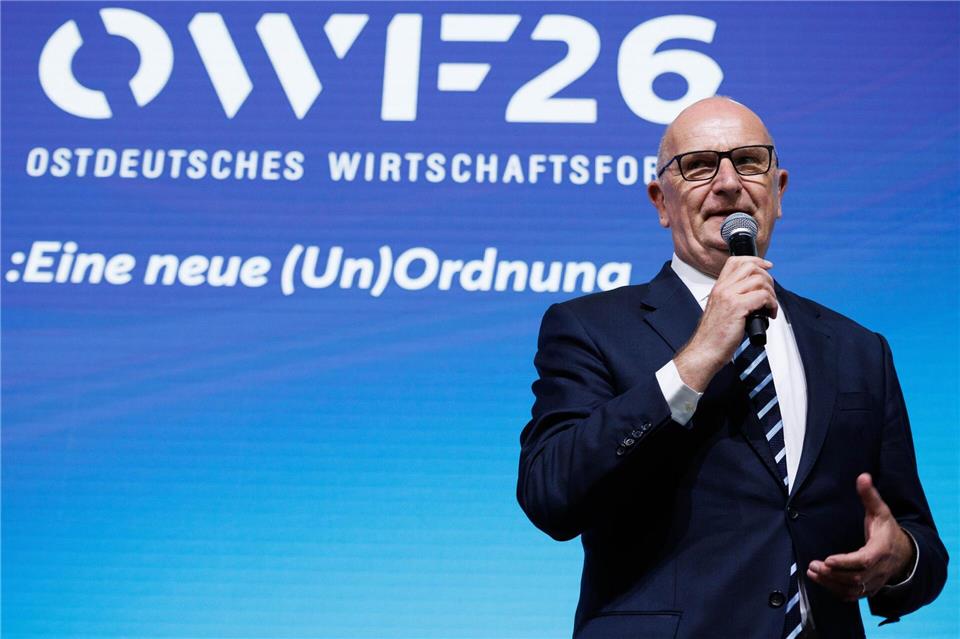 Brandenburgs Ministerpräsident Dietmar Woidke (SPD) dringt auf zügige Reformen, um die Wirtschaft anzukurbeln. Carsten Koall/dpa