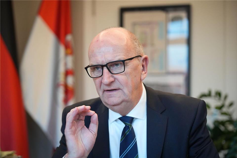 Brandenburgs Ministerpräsident Dietmar Woidke (SPD) schickt eine klare Botschaft an den zerstrittenen Koalitionspartner BSW. (Archivbild)Soeren Stache/dpa