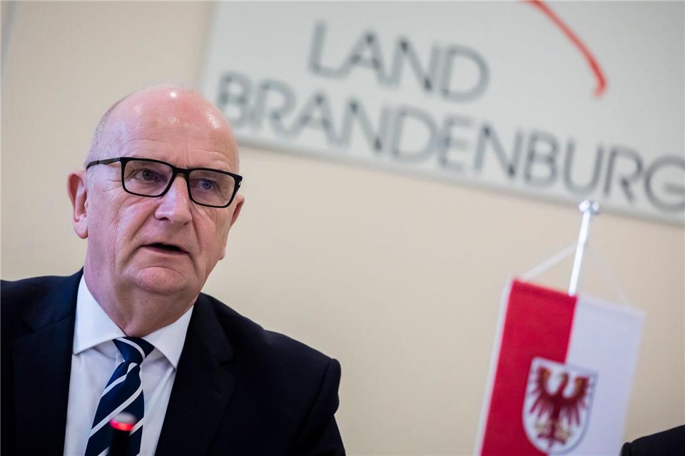 Brandenburgs Regierungschef Dietmar Woidke (SPD) äußert sich zur Krise beim Koalitionspartner BSW. (Archivbild)Christoph Soeder/dpa