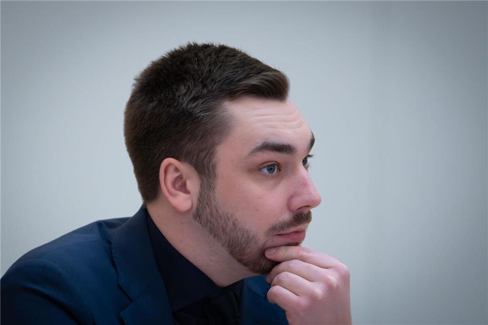 Brandenburgs SPD-Generalsekretär Kurt Fischer äußert sich zum Ausgang der Krisensitzung der BSW-Landtagsfraktion (Archivbild).Soeren Stache/dpa