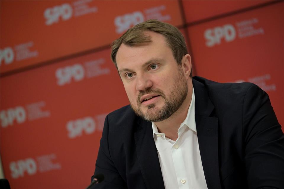 Brandenburgs SPD-Landtagsfraktionschef Daniel Keller ist im Gespräch für den Posten des Wirtschaftsministers in der Regierung mit dem BSW. (Archivbild)Michael Bahlo/dpa