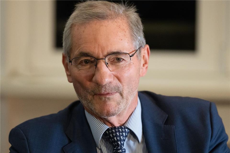 Brandenburgs früherer Regierungschef Matthias Platzeck (SPD) äußert sich zu Russland und zu hohen Strompreisen. (Archivbild)Soeren Stache/dpa