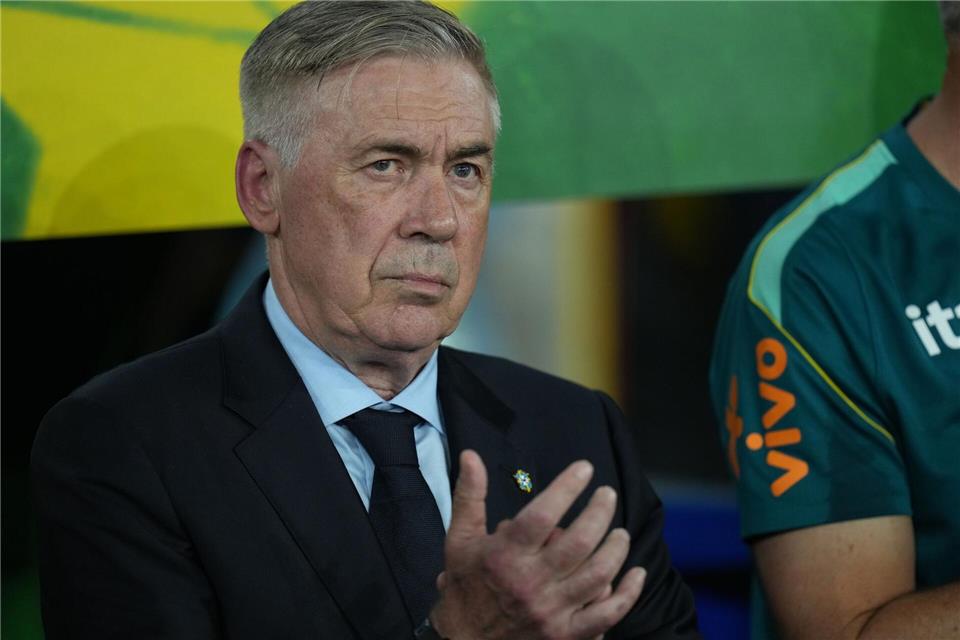 Brasiliens Trainer bei der Titeljagd: Carlo Ancelotti. (Archivbild)Silvia Izquierdo/AP/dpa