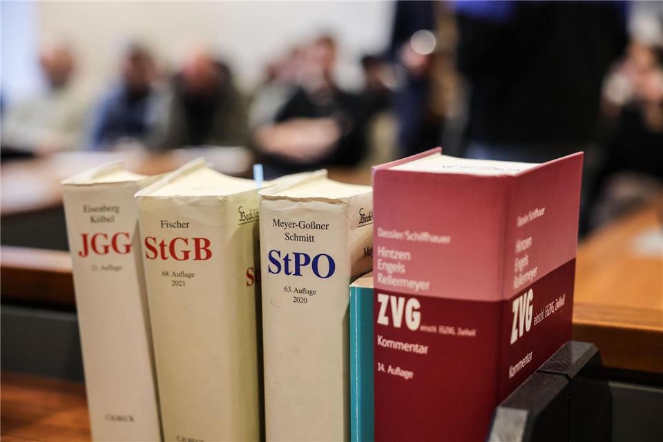 Braucht es eine Änderung beim Jugendstrafrecht? Nach dem Anschlag am Rande des CSD in Berlin wird darüber diskutiert. (Symbolbild)Oliver Berg/dpa