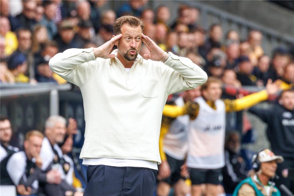 Braunschweigs Trainer Lars Kornetka. (Archivbild)Andreas Gora/dpa