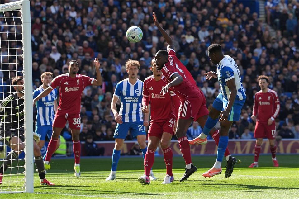 Brightons Danny Welbeck gelang gegen die schwächelnde Liverpool-Defensive ein Doppelpack.Gareth Fuller/PA Wire/dpa