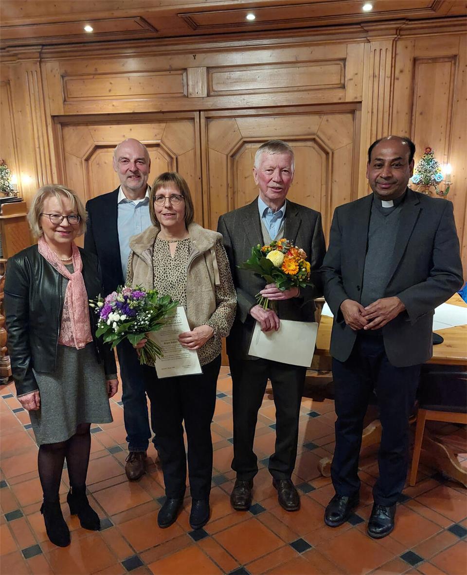 Brigitte Knüwer und Hubert Wissing haben Chorjubiläum gefeiert.