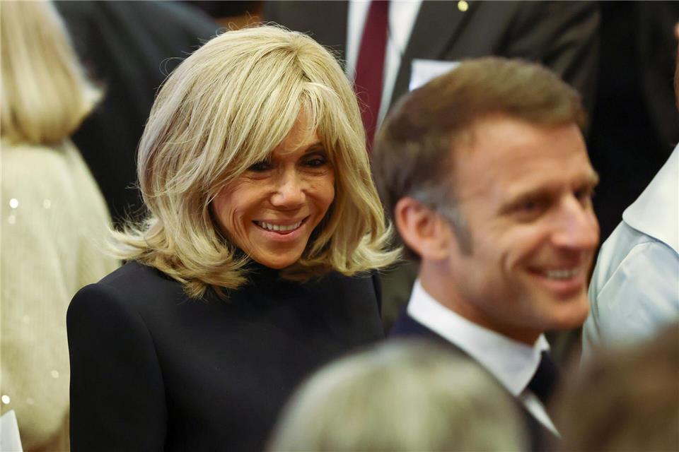 Brigitte Macron und ihre Familie leidet seit Jahren unter böswilligem Cybermobbing (Archivbild).Rolf Vennenbernd/dpa