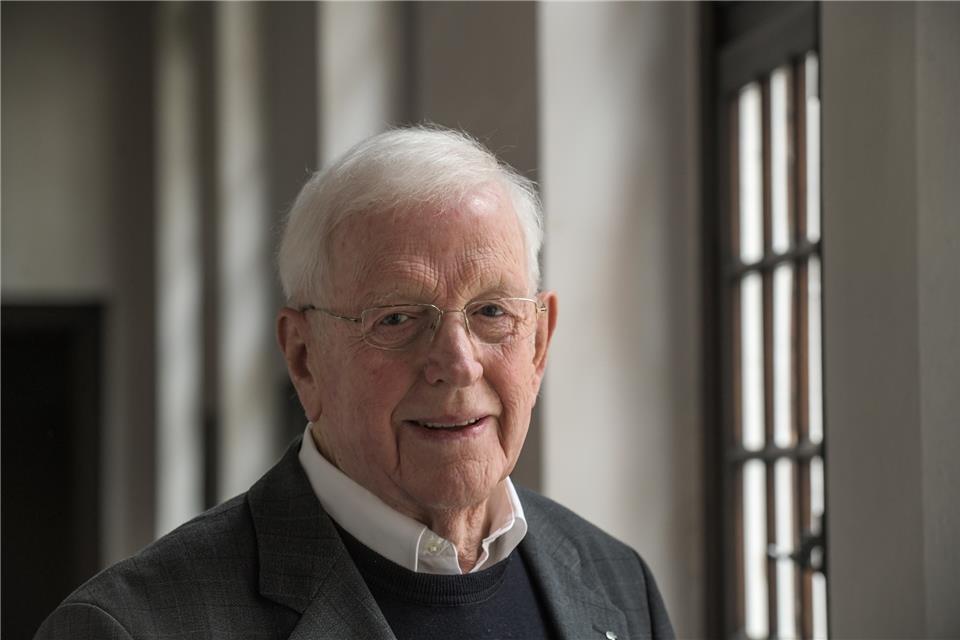 Bruder Thomas, als Thomas Bischop in Raesfeld geboren, feiert seinen 85. Geburtstag.