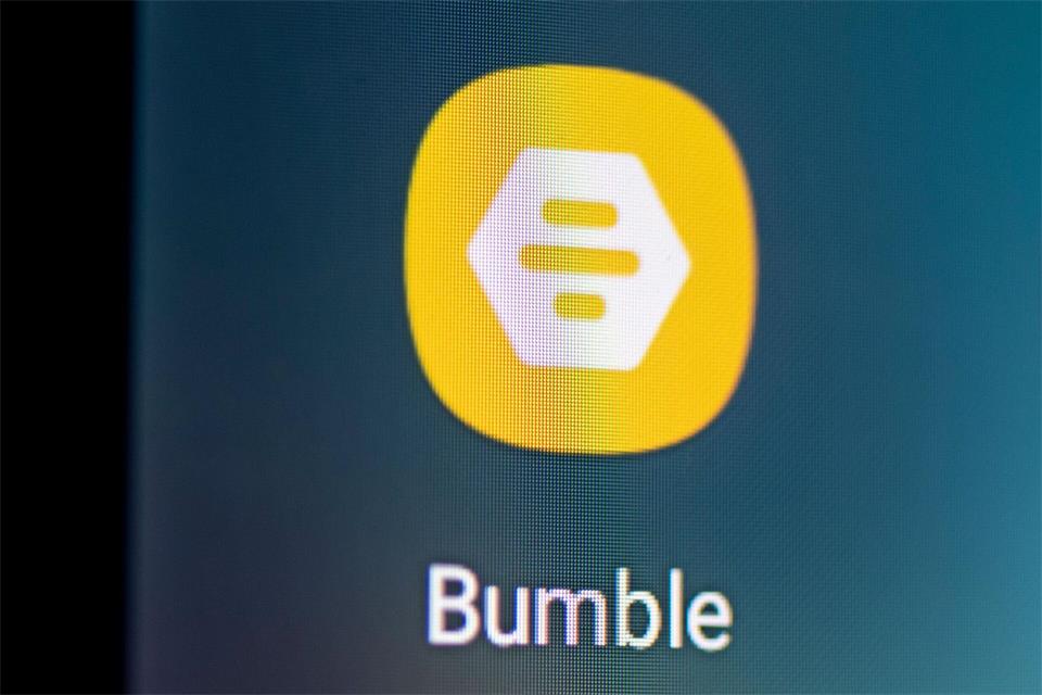 Bumble mischte einst den Markt für Dating-Apps auf. (Archivbild)Fabian Sommer/dpa
