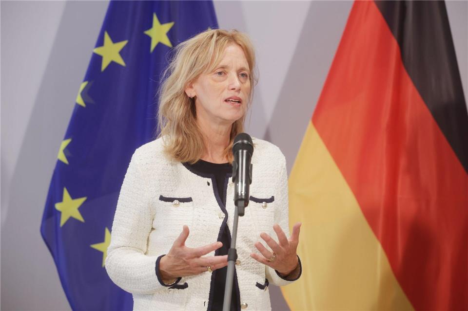 Bundesbildungsministerin Karin Prien (CDU) hat eine Zusammenarbeit zwischen CDU und AfD in Sachsen-Anhalt nach den Landtagswahlen im kommenden Jahr ausgeschlossen. Bodo Schackow/dpa