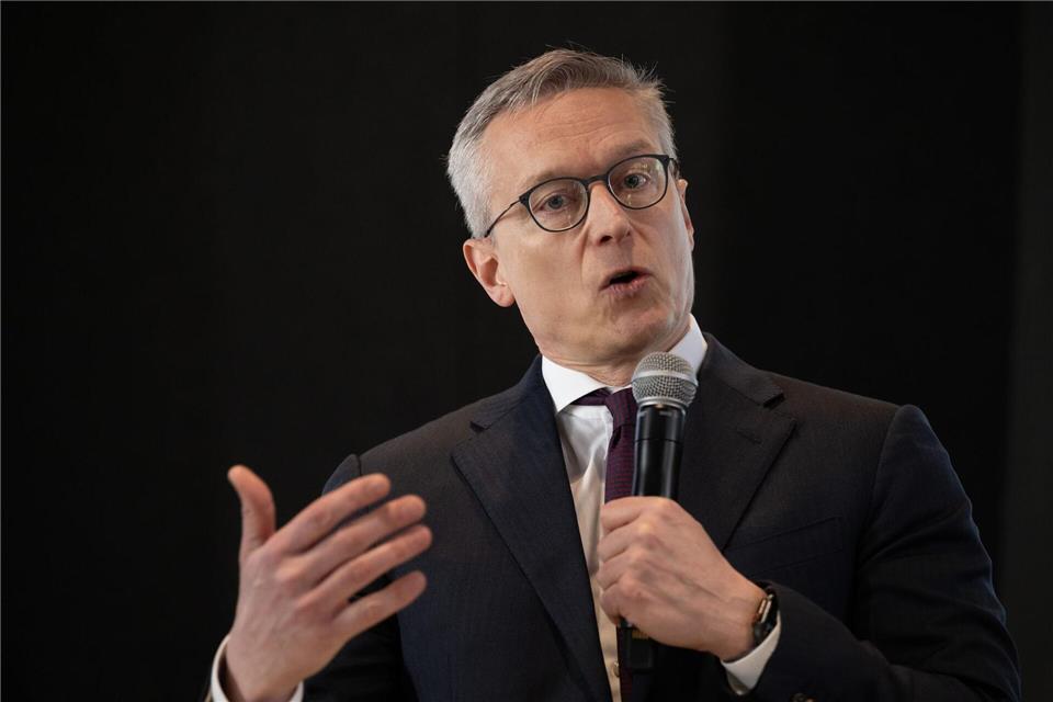 Bundesdigitalminister Karsten Wildberger bei der Eröffnung des KI-Zentrums von Google in Berlin.Soeren Stache/dpa