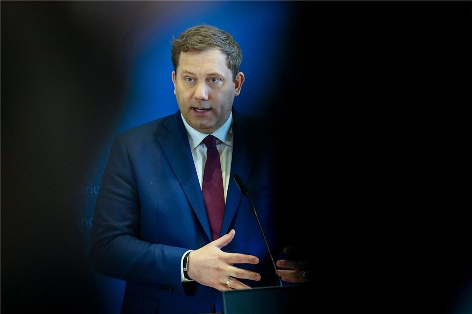 Bundesfinanzminister Lars Klingbeil: „Unsere Autobauer haben Nachholbedarf.“Kay Nietfeld/dpa