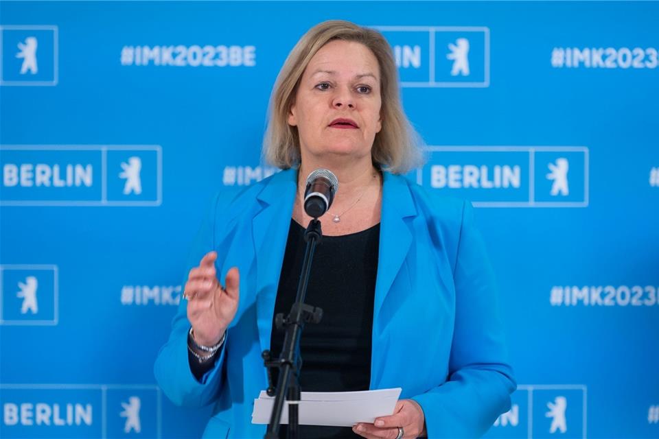 Bundesinnenminister Nancy Faeser nimmt das IOC in die Pflicht.