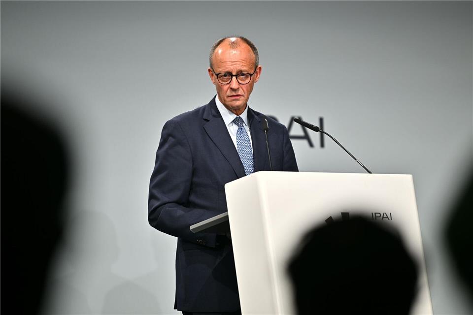 Bundeskanzler Friedrich Merz (CDU) war Ende Oktober nach Heilbronn gekommen. (Archivbild) Jan-Philipp Strobel/dpa