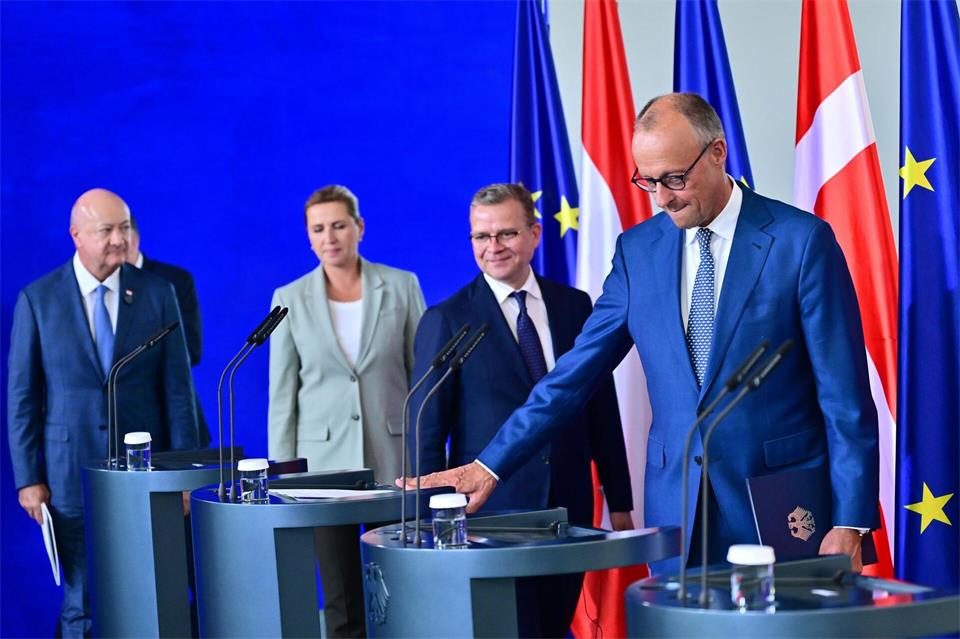 Bundeskanzler Friedrich Merz schmiedet mit fünf weiteren europäischen Regierungschefs eine Allianz gegen Pläne für eine massive Aufstockung des langfristigen EU-Haushalts. Sebastian Gollnow/dpa