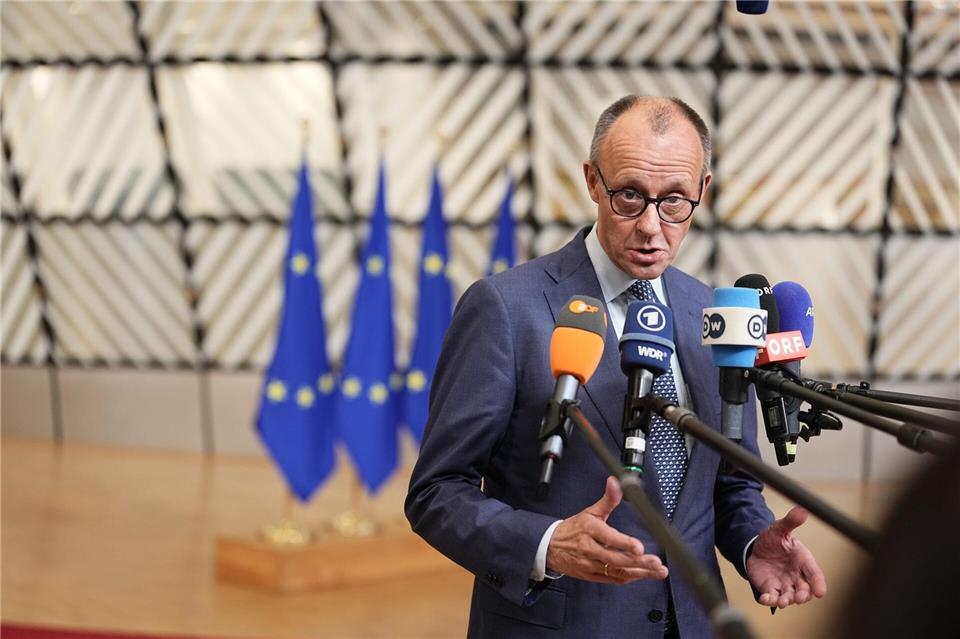 Bundeskanzler Merz: Europa muss seine Verteidigungsfähigkeit und wirtschaftliche Wettbewerbsfähigkeit stärken.Michael Kappeler/dpa