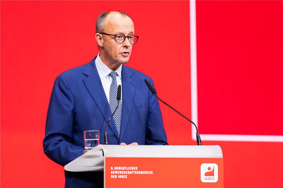 Bundeskanzler Merz steht für seine Aussagen zur Migrationspolitik in der Kritik.Michael Matthey/dpa