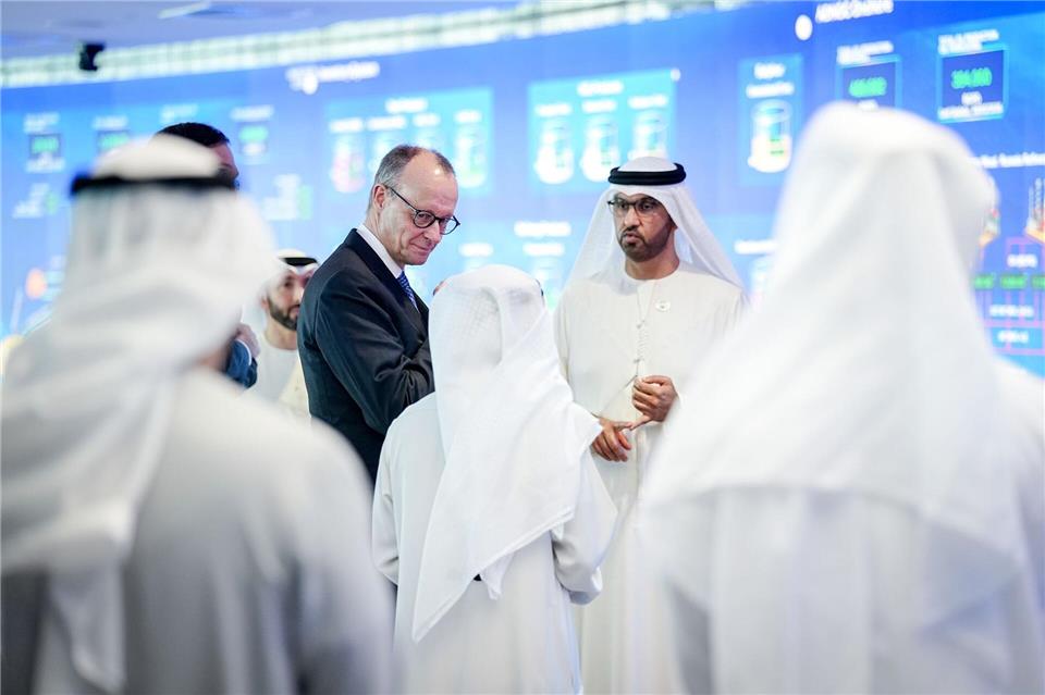 Bundeskanzler Merz trifft Wirtschaftsvertreter in Abu Dhabi: Abschluss der Golfregion-ReiseKay Nietfeld/dpa