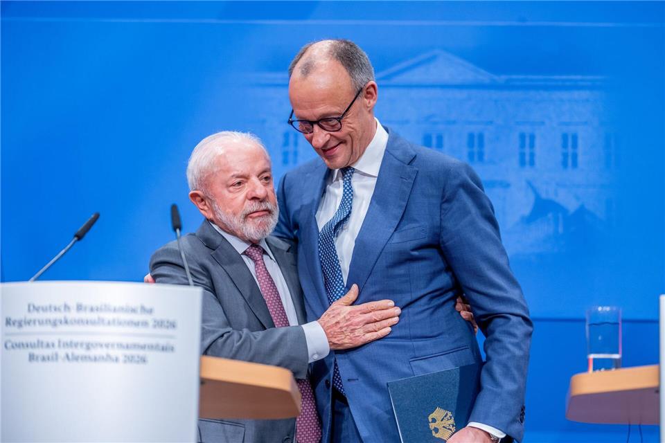 Bundeskanzler Merz wünscht sich deutsch-brasilianische Beziehungen mit der Zuverlässigkeit eines VW Käfers.Michael Kappeler/dpa